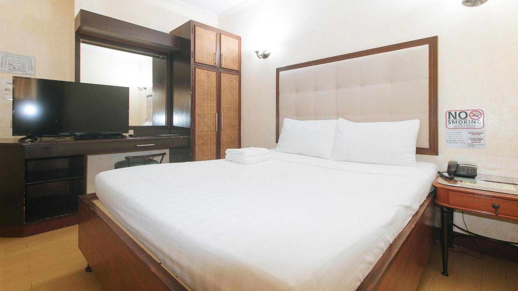 Bliss Hotel Dau Mabalacat Екстер'єр фото